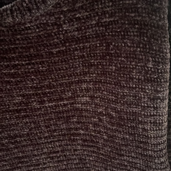 Sweater - Picture 3 of 3